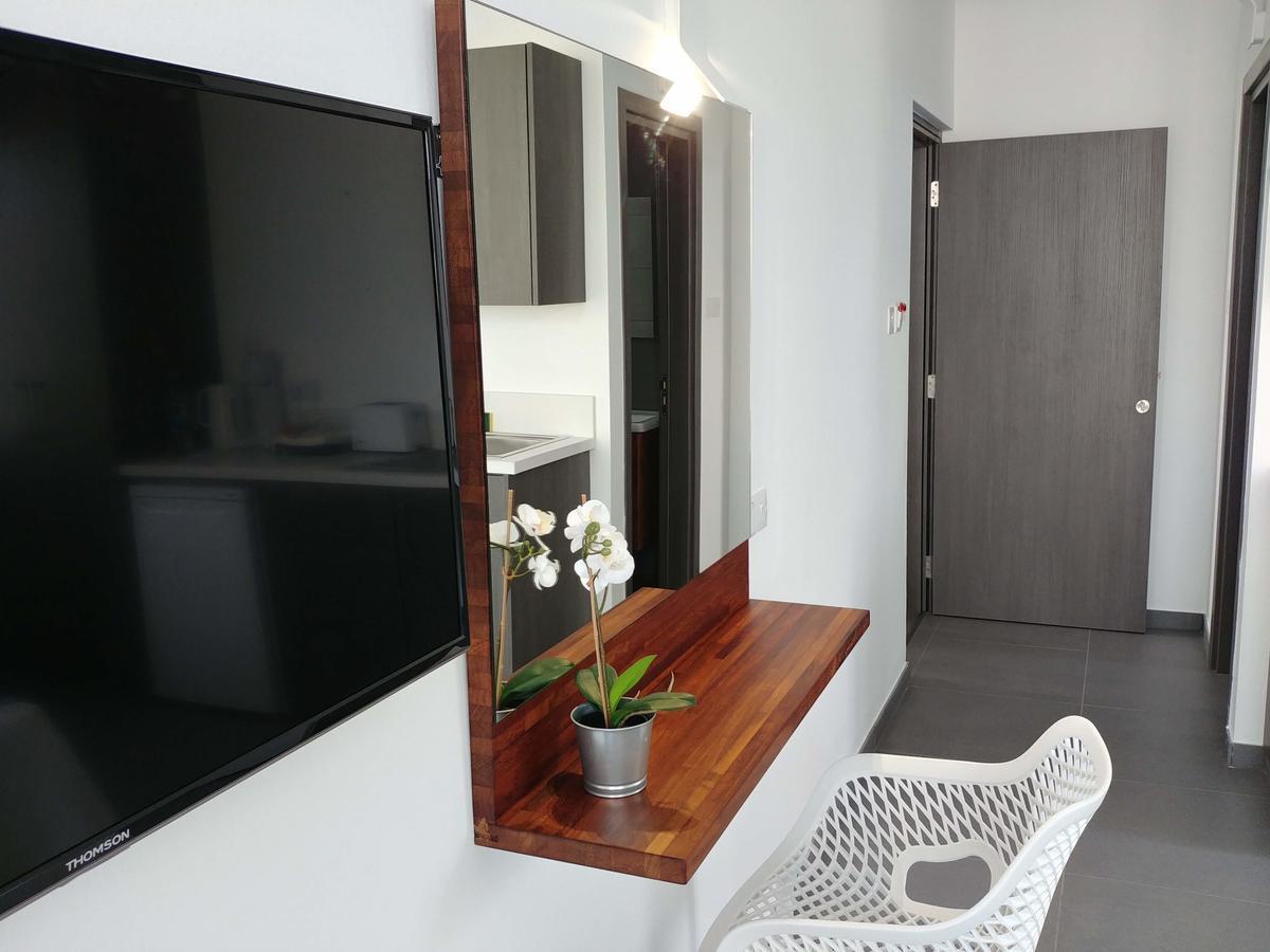 Memory Apartments 아이아 나파 외부 사진